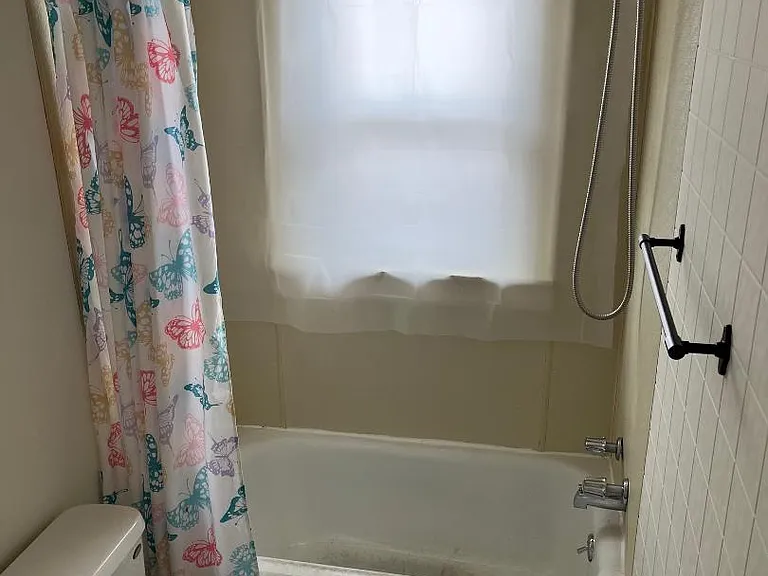 301 Pine St #11 — Photo 13