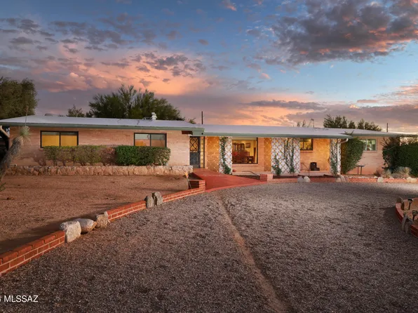 7220 N San Anna Dr, Tucson, AZ 85704