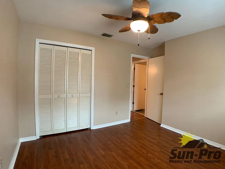 1005 Fox Trace Ct #1 — Photo 10