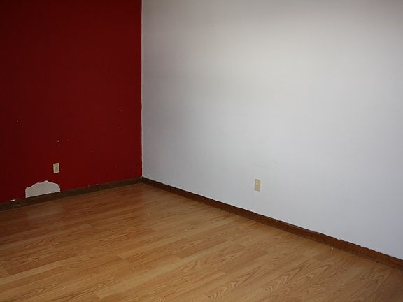3rd image of 2704 E Evelyn Dr