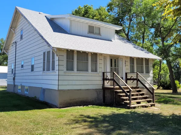 207 Dietz St, Fredonia, ND 58440