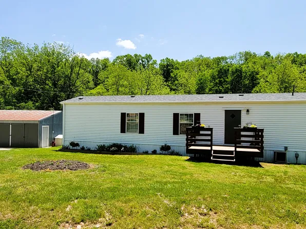4076 Robertson Road, Grovespring, MO 65662