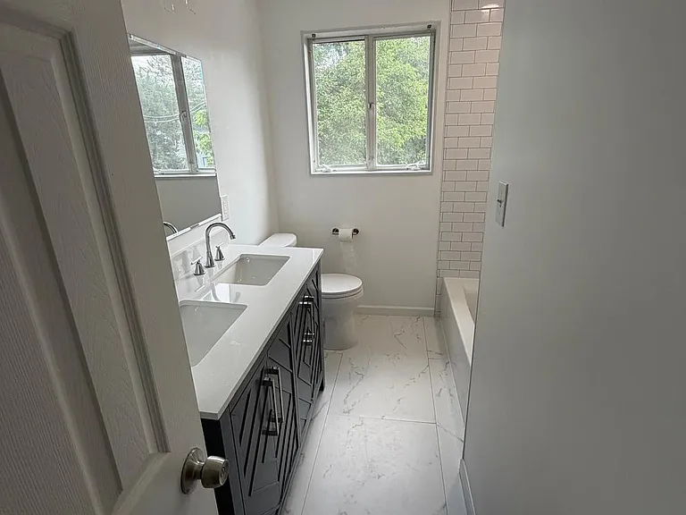 4206 Washington Blvd #2 — Photo 5