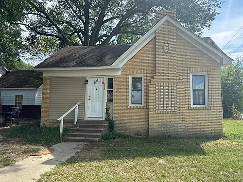 500 Oakdale Ave Photo 1