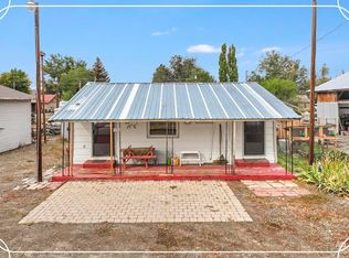 112 S 3rd St, Shoshone, ID 83352