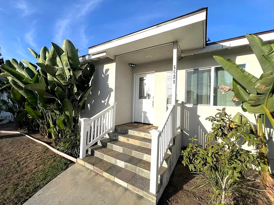 6628 N Golden West Ave