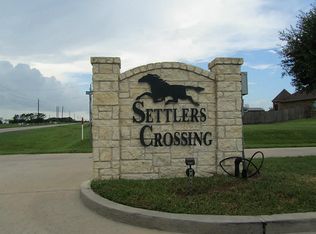 5710 Longhorn Trl, Sealy, TX 77474