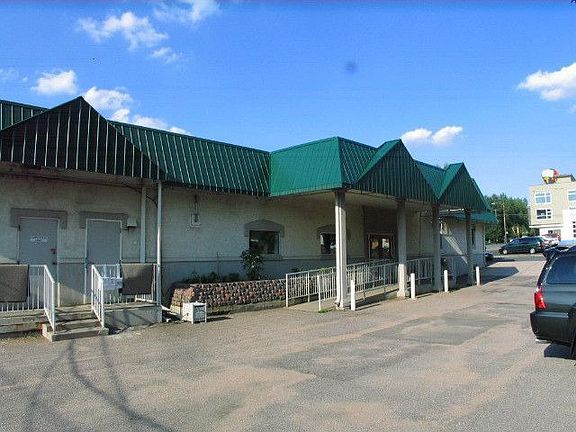 Ample Off Street Parking