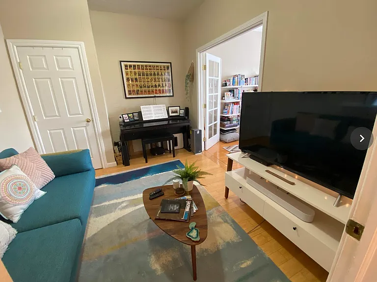 1955 Chestnut St #204 — Photo 6