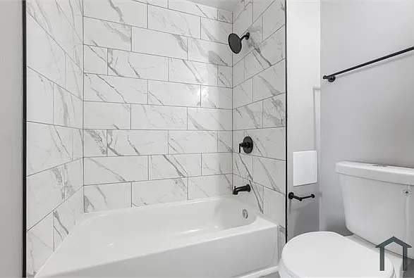 2 bed, $1,200 — Photo 3