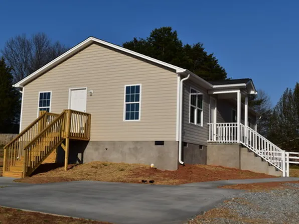 335 Pierce Dr, Winston Salem, NC 27107