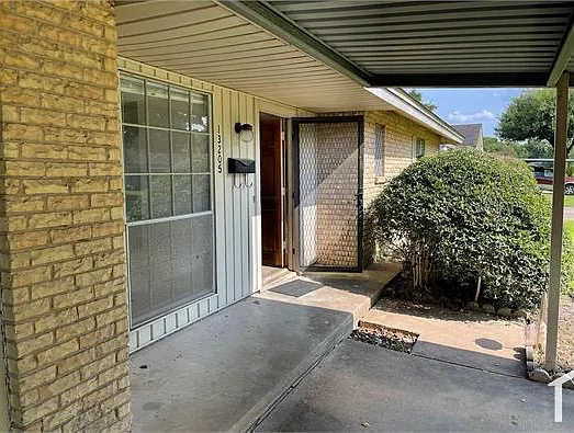 3 bed, 960 sqft, $1,700 — Photo 4