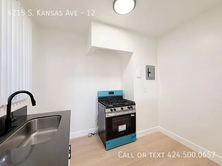 4215 S Kansas Ave #12 — Photo 4