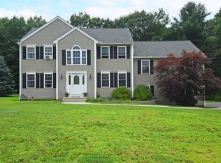 210 Tibbett Cir, Fitchburg, MA 01420