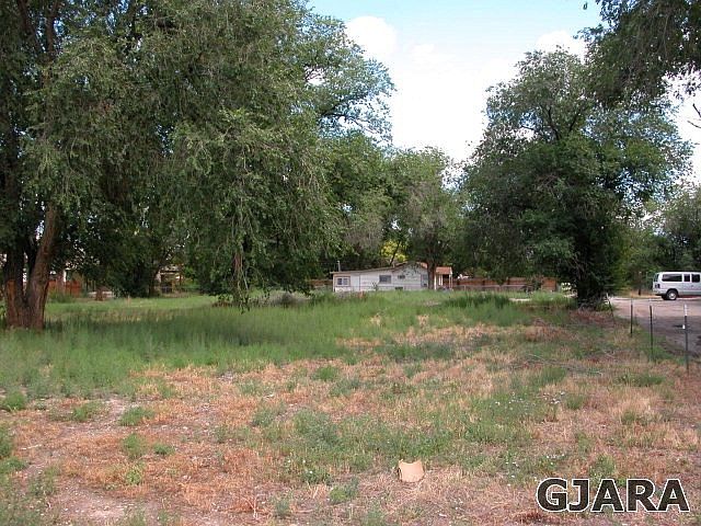 1st image of 528 29th Rd
