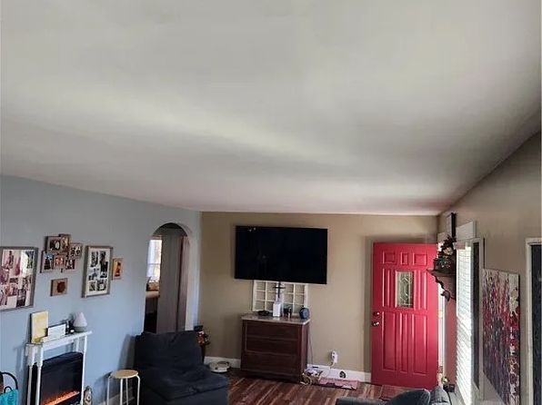 1540 E Buena Vista Ave, Decatur, IL 62521