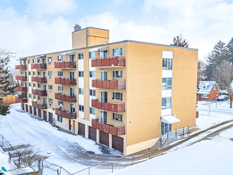 36 Talbot St #105 — Photo 8