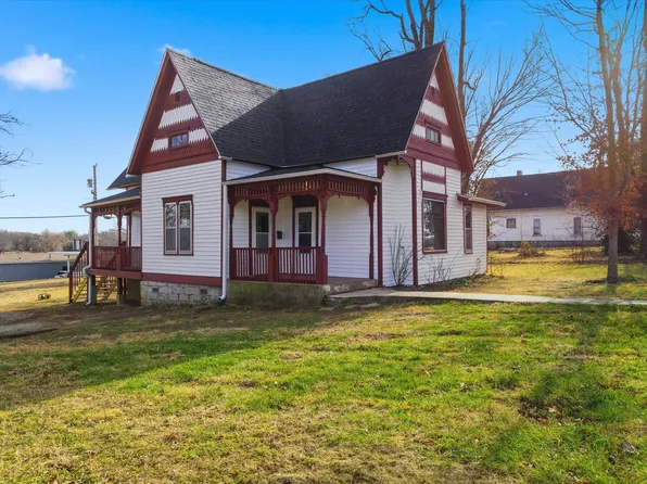 722 N Maple Street, Mountain Grove, MO 65711