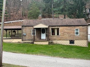 1780 Blosser Lane, Follansbee, WV 26037