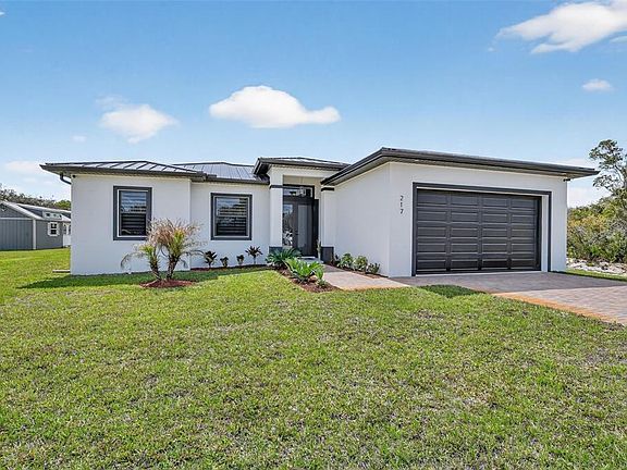 2nd image of 217 Cumberland St