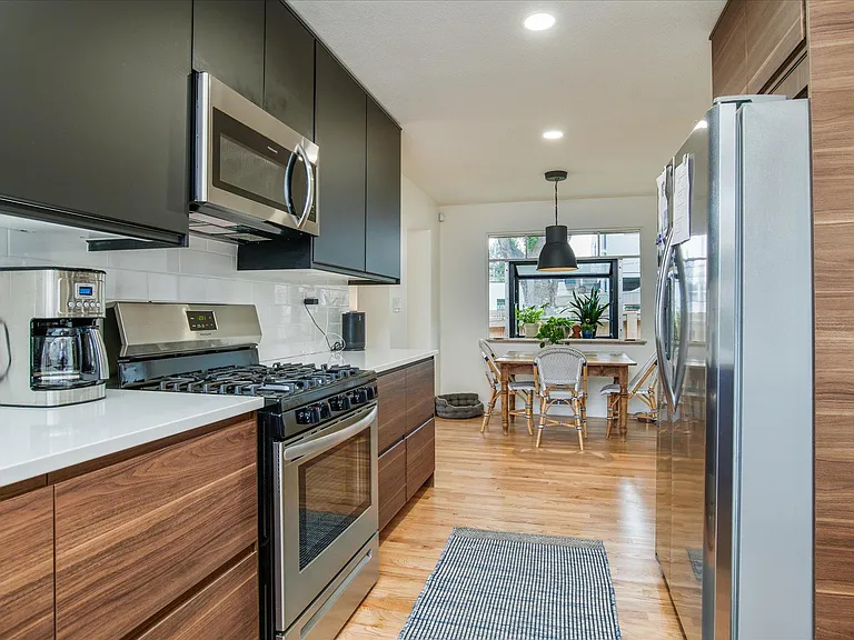 30 Fairfax St — Photo 5
