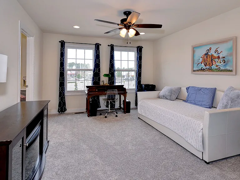 4929 Settlers Market Blvd — Photo 8