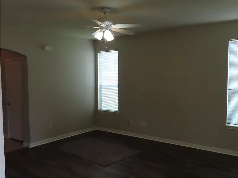 4107 McFarland Dr — Photo 13