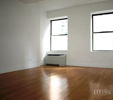 Rented by NY Living Solutions | media 27