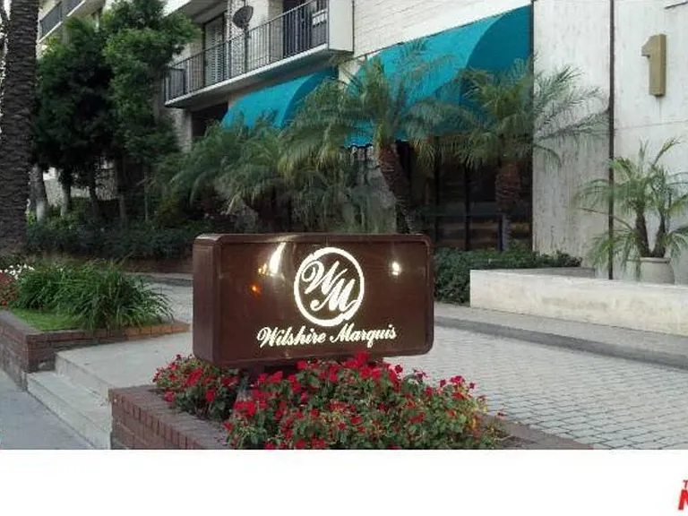 10535 Wilshire Blvd #1109 — Photo 1