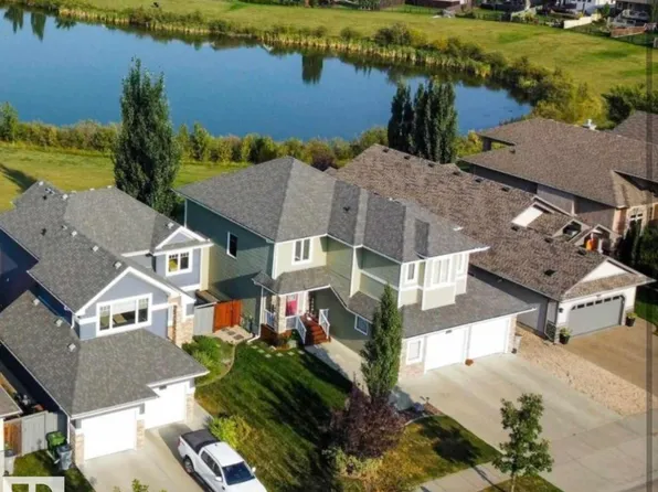 10417 97th St, Morinville, AB T8R 0B8