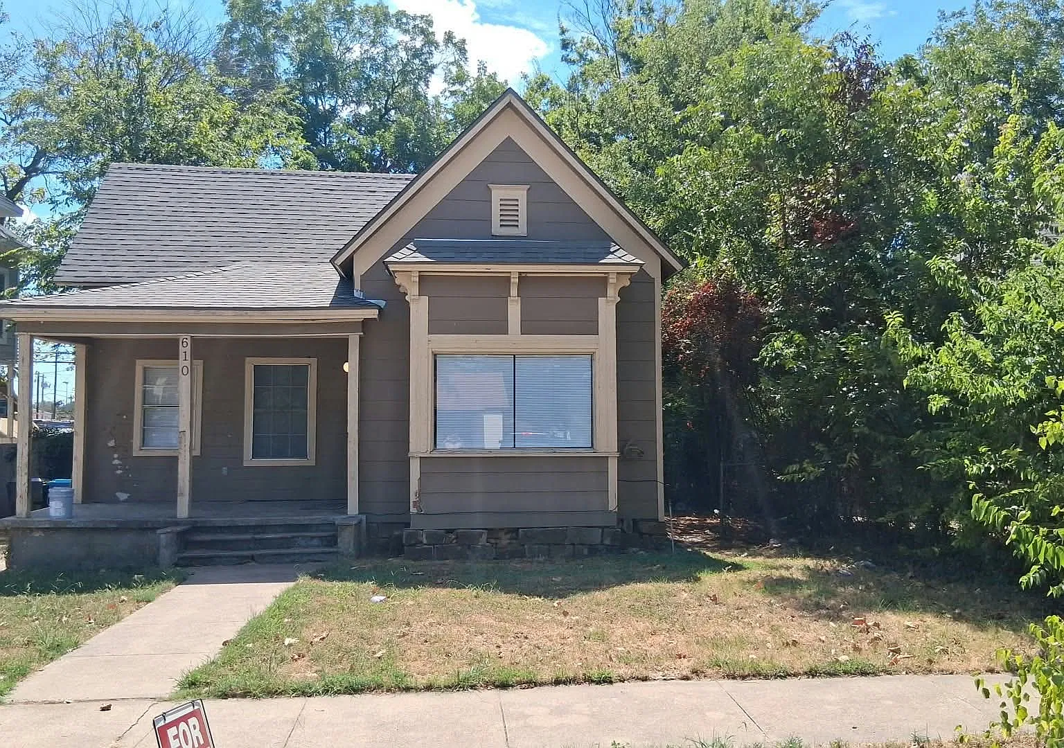 610 W Owings St, Denison, TX 75021 - 1 — Photo 1