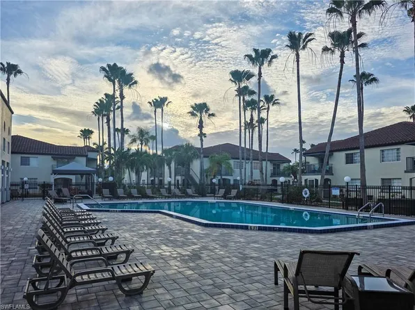 3407 Winkler AVE #304, FORT MYERS, FL 33916