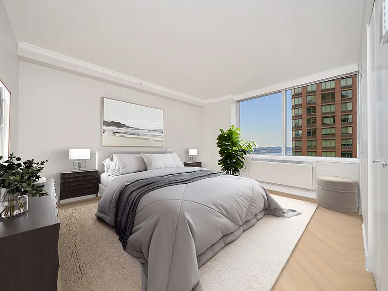 160 Riverside Blvd #25A — Photo 15