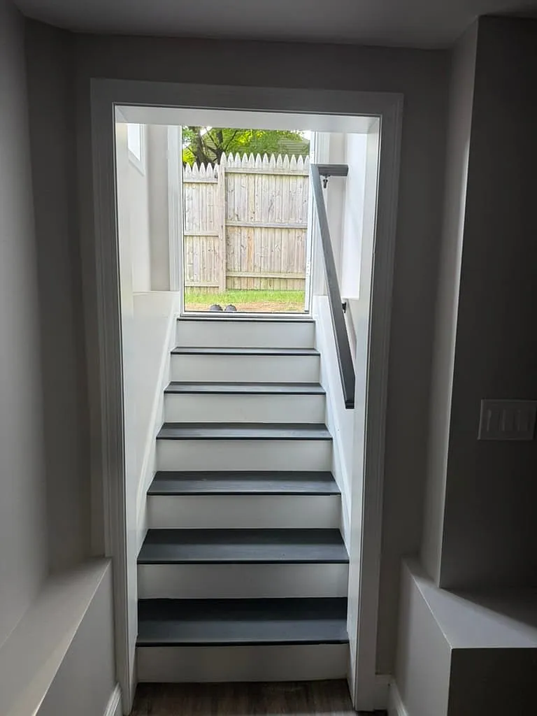 2 Bed, 1 Bath Unit in Shrewsbury | $2200/mo — Photo 3