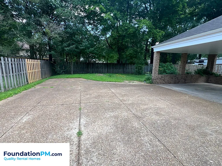 2608 Abercorn Cv — Photo 19