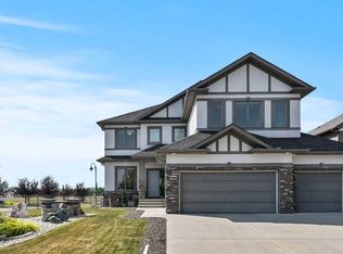 102 E Ranch Rd, Okotoks, AB T1S0K8