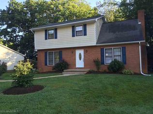 105 Woodlyn Ct, Waynesboro, VA 22980