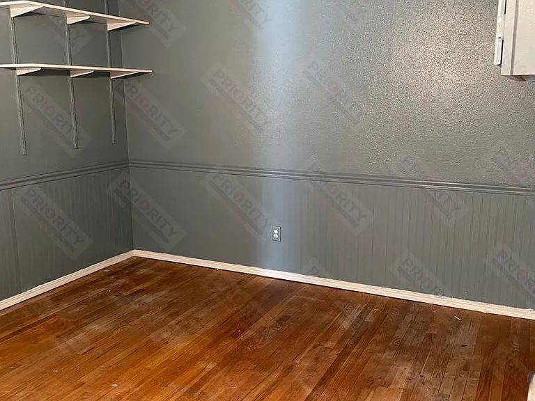 208 E Sunset Dr — Photo 6
