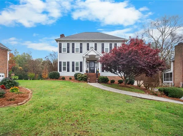 4213 Thorn Ridge Rd, Winston Salem, NC 27106