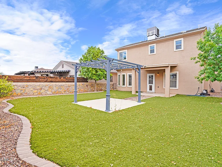 14733 David Latin Ave — Photo 31