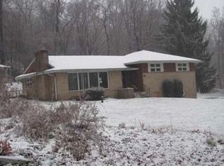 1921 Woodland Park Ave SE, East Canton, OH 44730