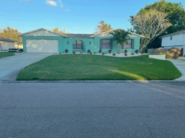 8431 Orient Way NE, Saint Petersburg, FL 33702