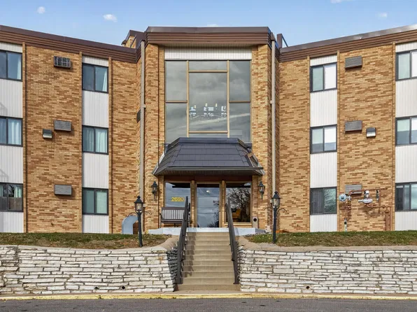 2690 Oxford St N APT 219, Roseville, MN 55113