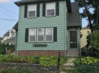 275 Highland Ave, Providence, RI 02906