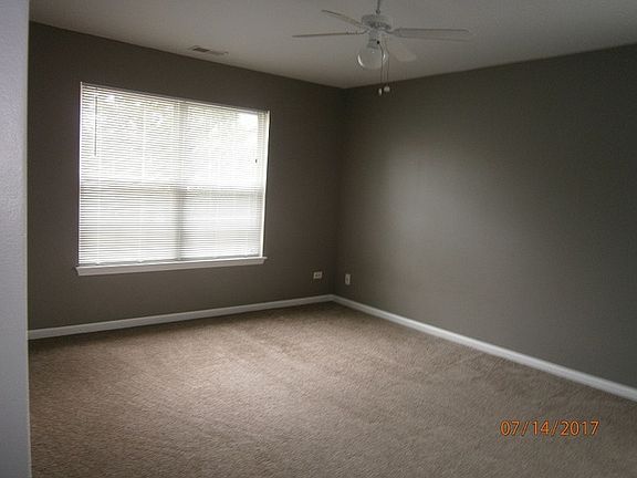 3rd image of 1151 N Village Dr Unit 4
