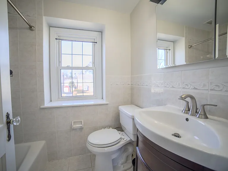 213 Heatherwood Rd — Photo 25