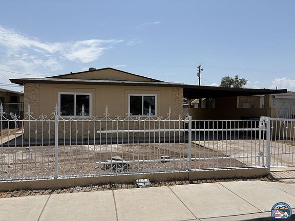 2nd image of 934 E 6th St