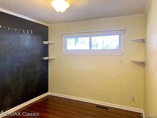 235 W Farnum Ave — Photo 19