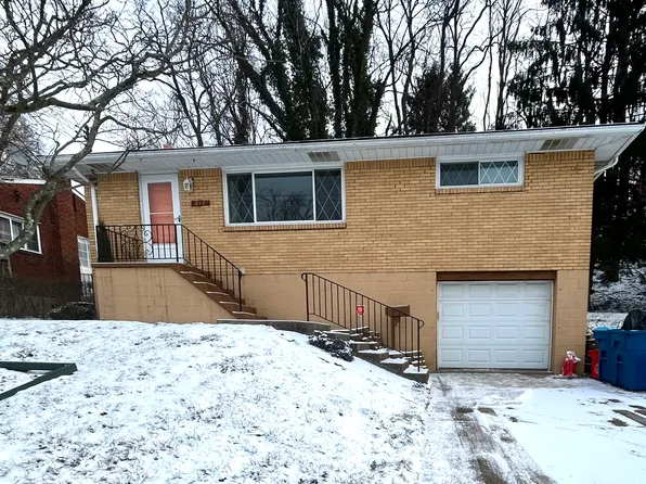 812 Norvell Dr, Pittsburgh, PA 15235