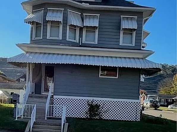 2019 Charles St, Wellsburg, WV 26070